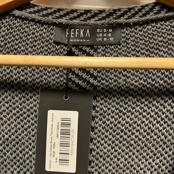 Modanisa - long gown - new with no tags - free size - Picture 2 of 4